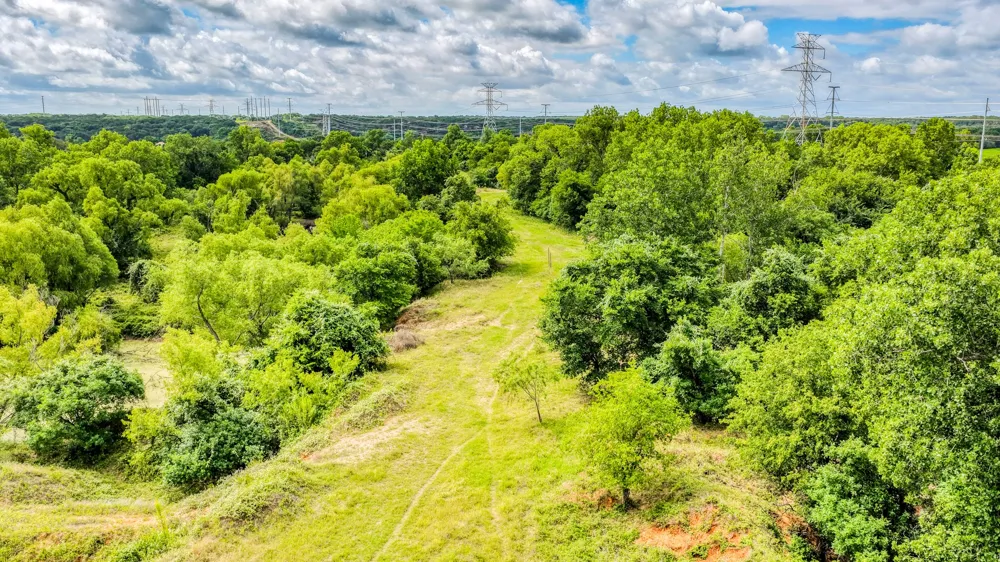 186 County Rd 3650 Clifton, TX 76634