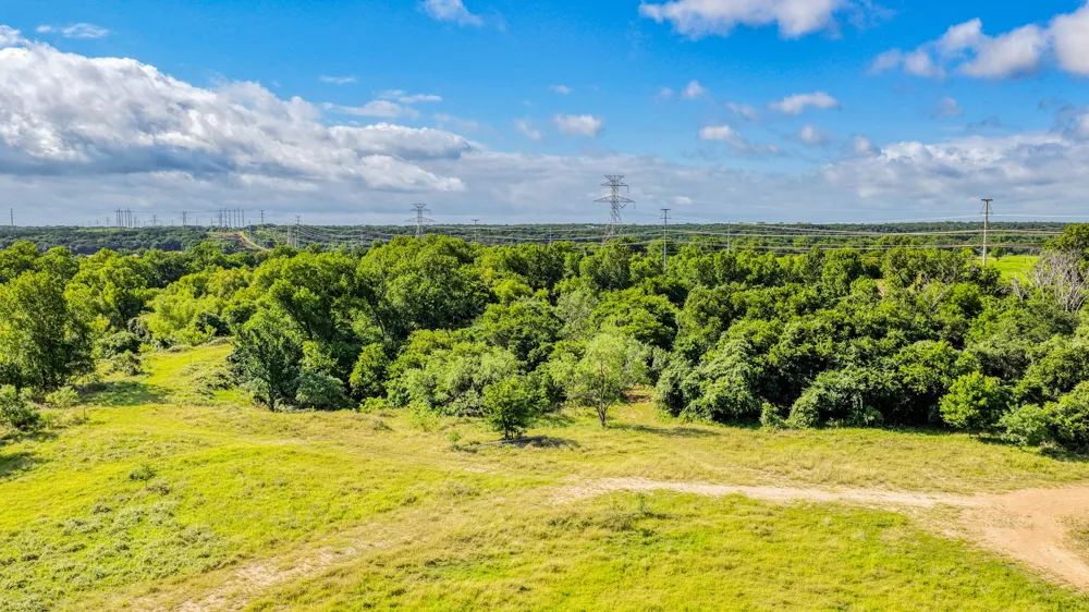 186 County Rd 3650 Clifton, TX 76634