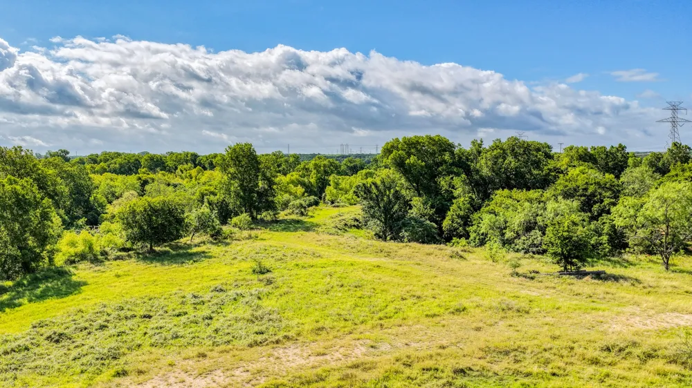 186 County Rd 3650 Clifton, TX 76634