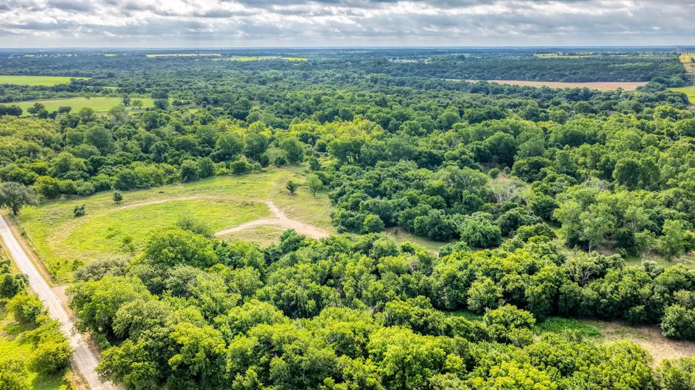 186 County Rd 3650 Clifton, TX 76634