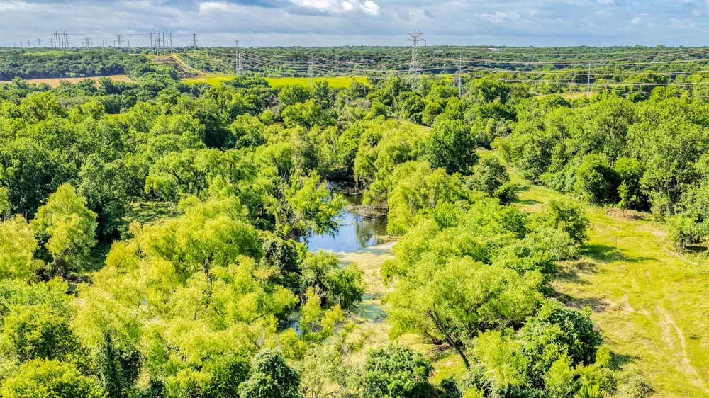 186 County Rd 3650 Clifton, TX 76634