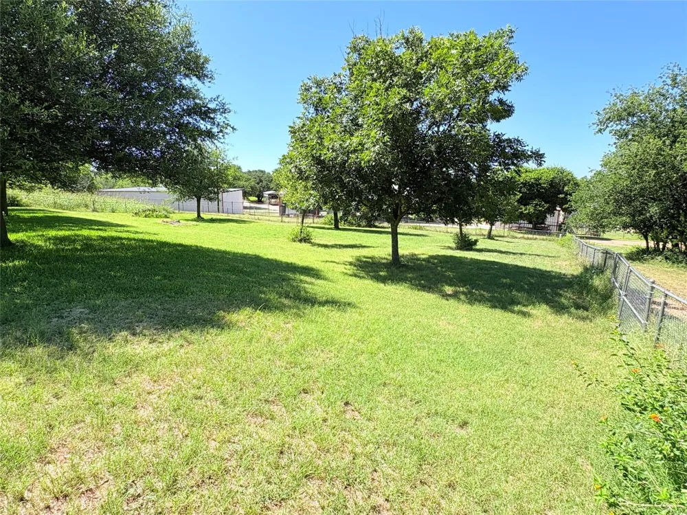 1803 Lantana Ln Kingsland, TX 78639