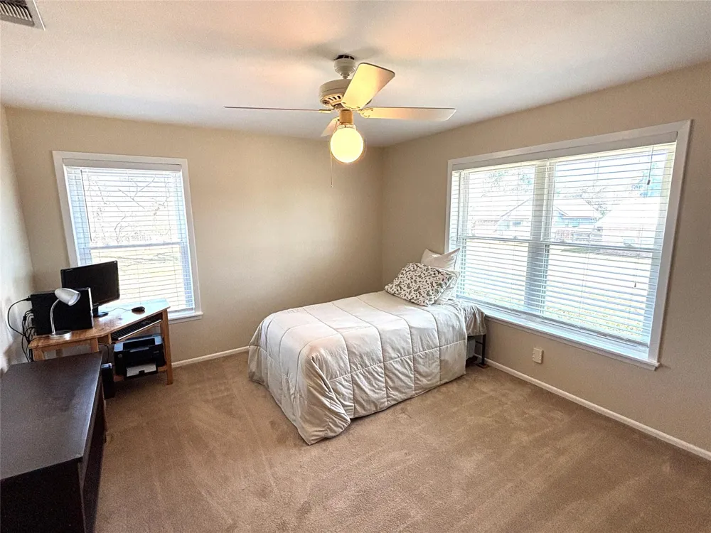 1803 Lantana Ln Kingsland, TX 78639