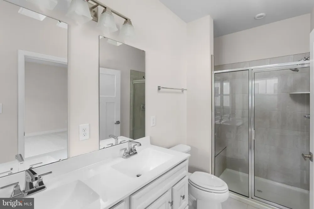 47 ROSEMARY WAY Mount Laurel, NJ 08054