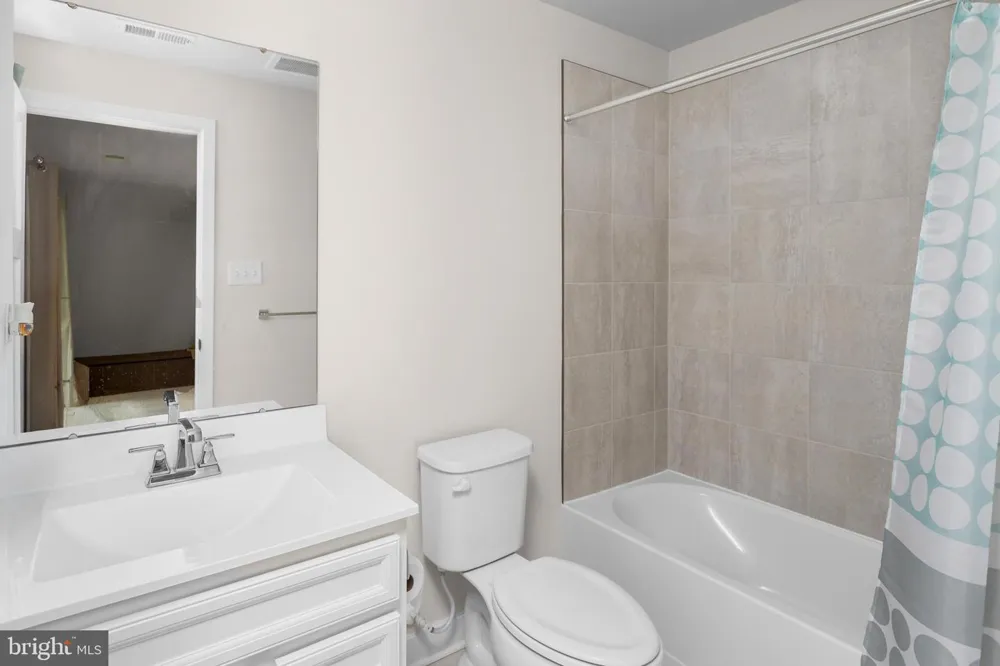 47 ROSEMARY WAY Mount Laurel, NJ 08054