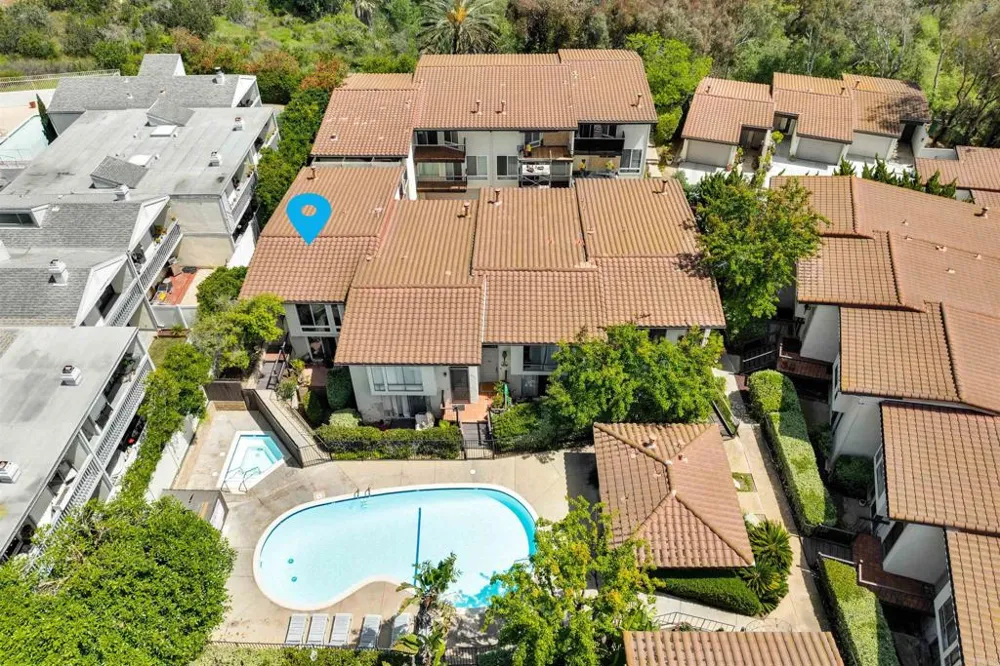 2402 Altisma Way #D Carlsbad, CA 92009