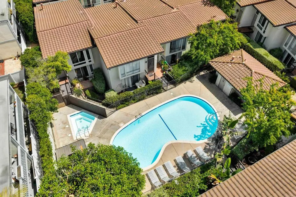 2402 Altisma Way #D Carlsbad, CA 92009