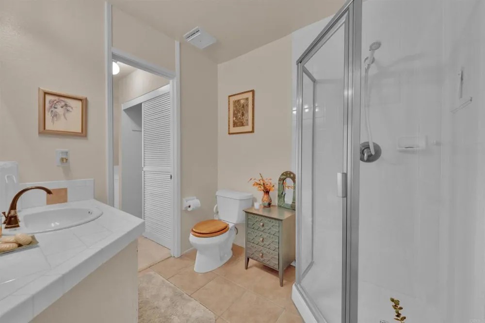 2402 Altisma Way #D Carlsbad, CA 92009