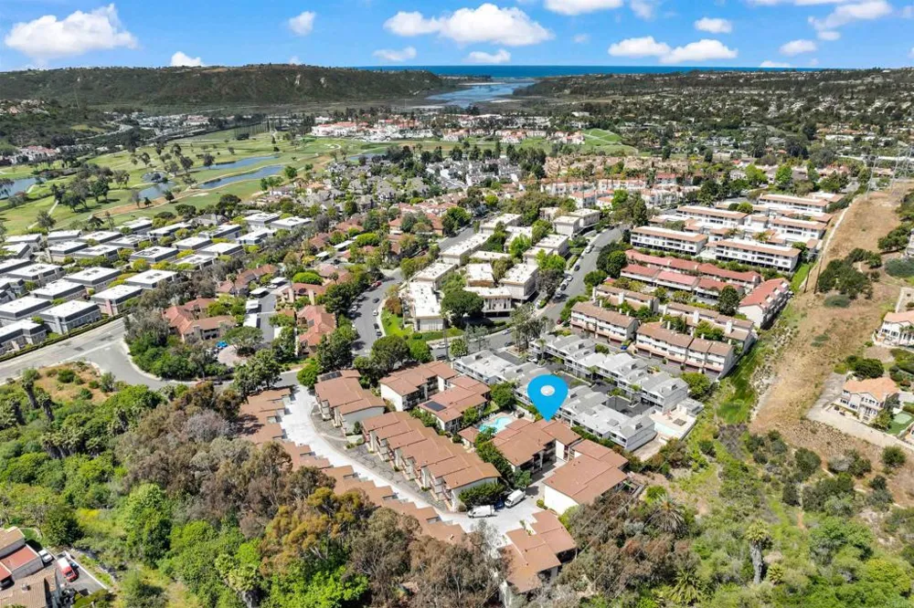 2402 Altisma Way #D Carlsbad, CA 92009