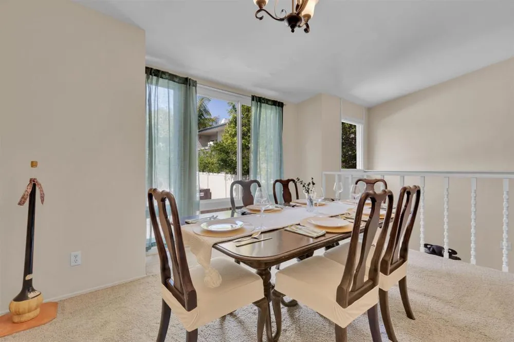 2402 Altisma Way #D Carlsbad, CA 92009