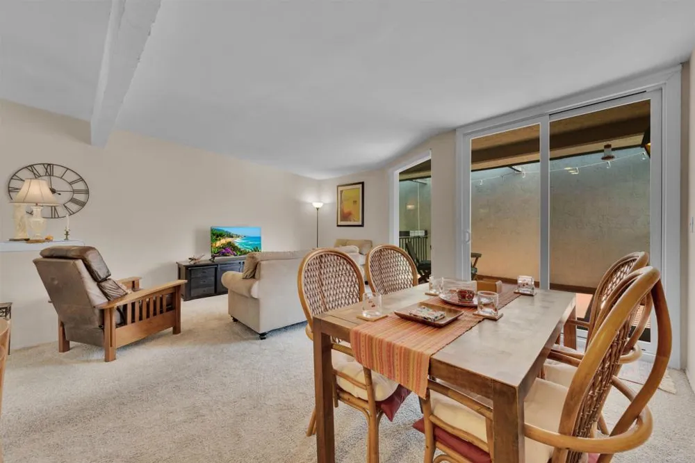 2402 Altisma Way #D Carlsbad, CA 92009