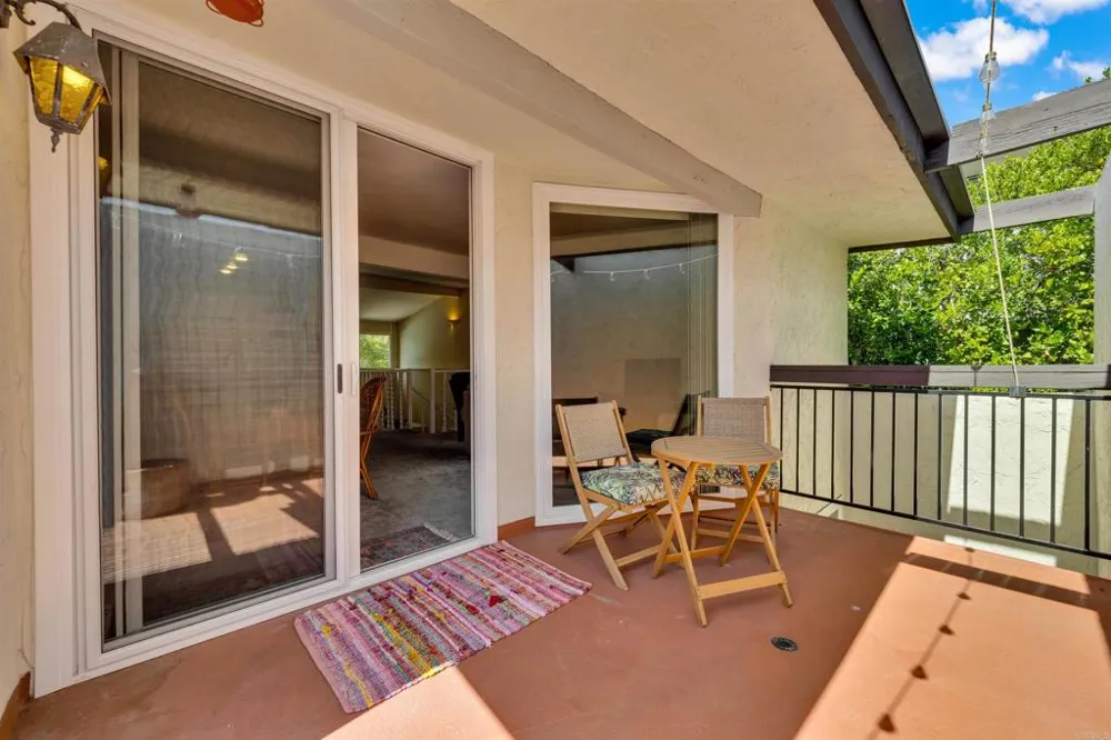 2402 Altisma Way #D Carlsbad, CA 92009