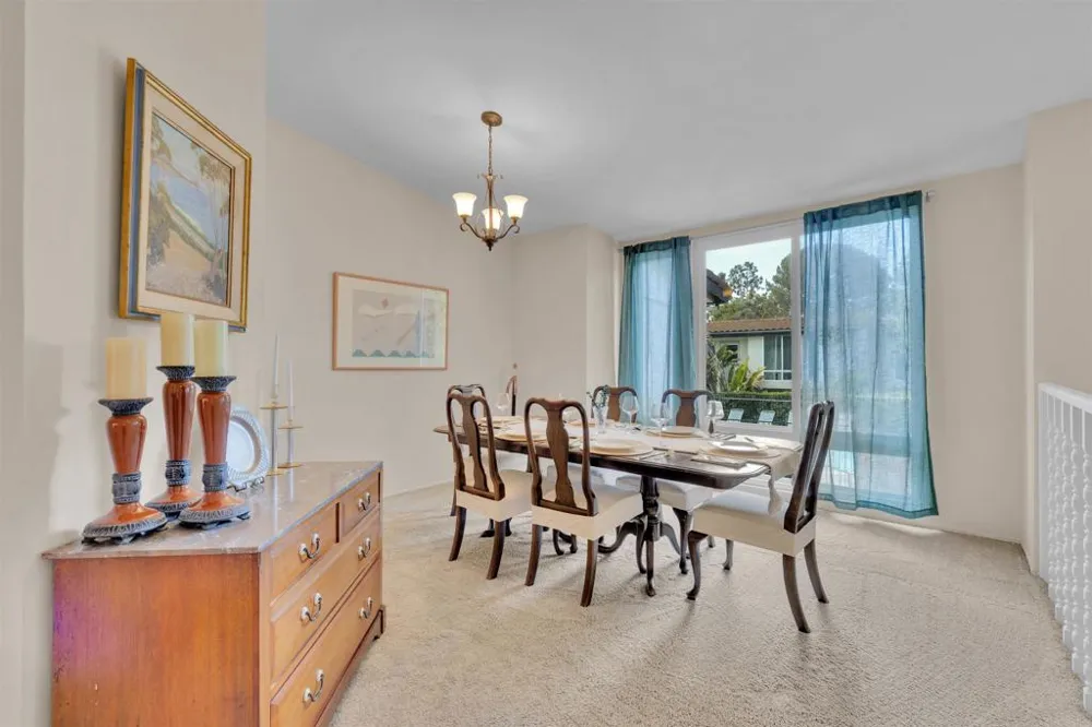 2402 Altisma Way #D Carlsbad, CA 92009
