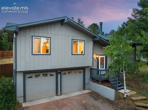 720 W Northwoods Drive