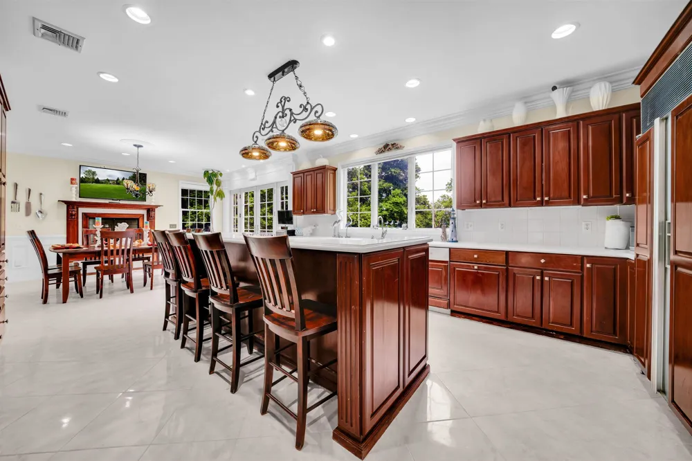 317 ROCK RIDGE CT Franklin Lakes, NJ 07417