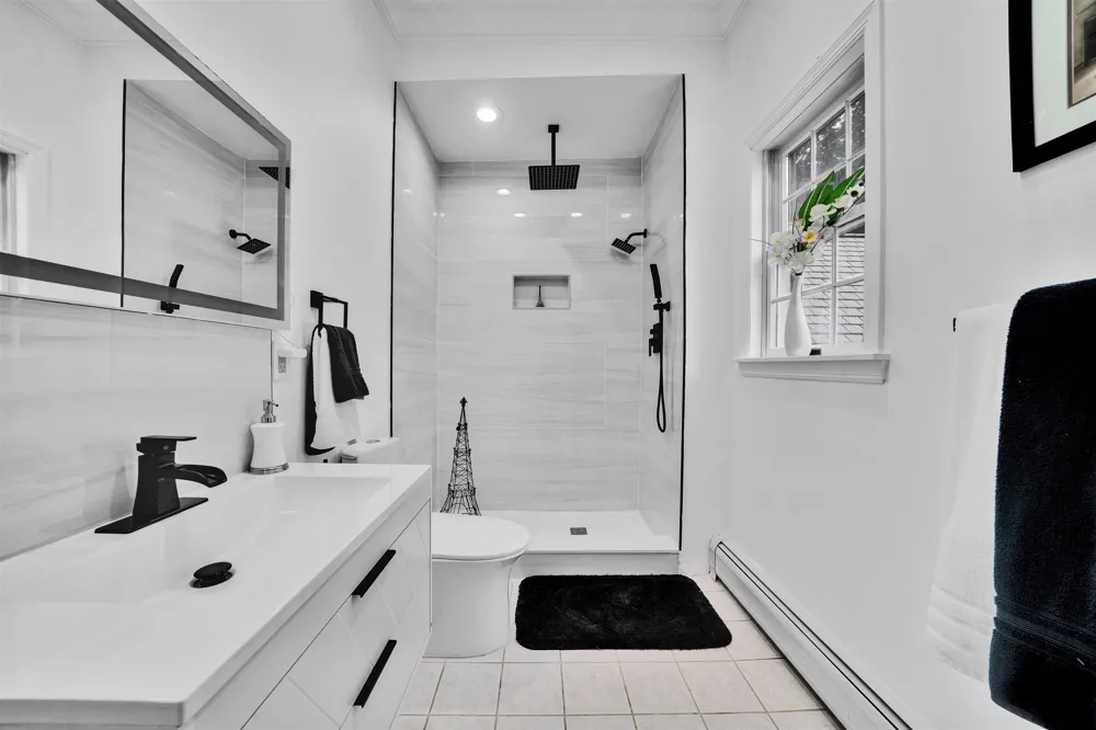 317 ROCK RIDGE CT Franklin Lakes, NJ 07417