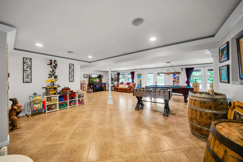317 ROCK RIDGE CT Franklin Lakes, NJ 07417