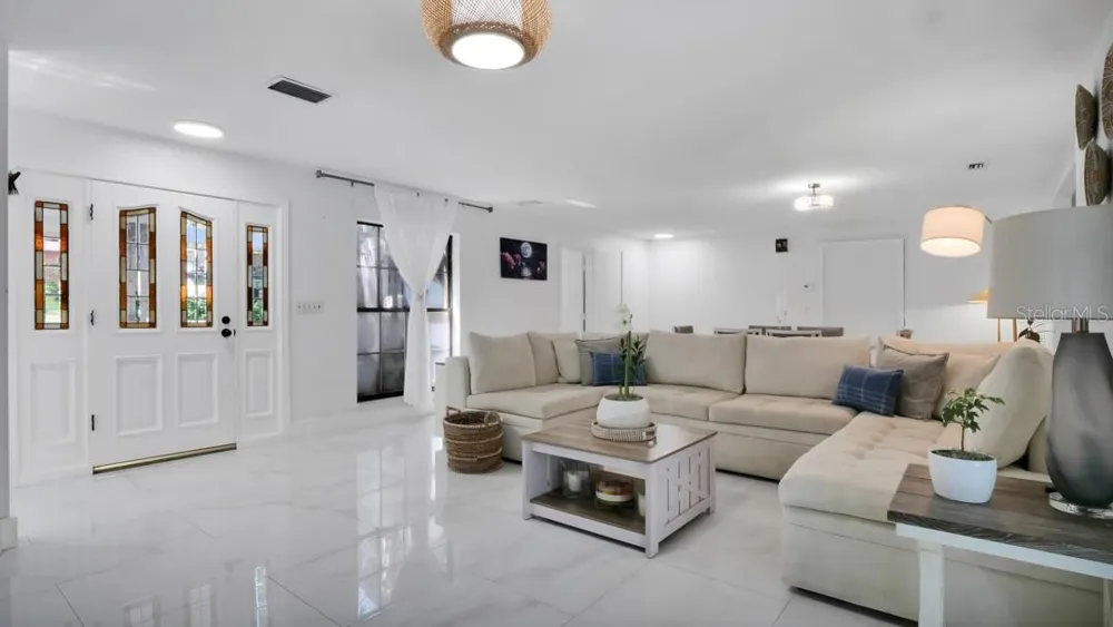 1307 NORMANDY CIRCLE Palm Harbor, FL 34683