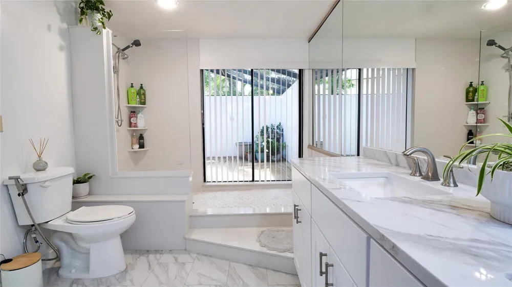 1307 NORMANDY CIRCLE Palm Harbor, FL 34683