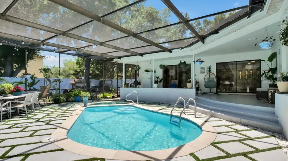 1307 NORMANDY CIRCLE Palm Harbor, FL 34683