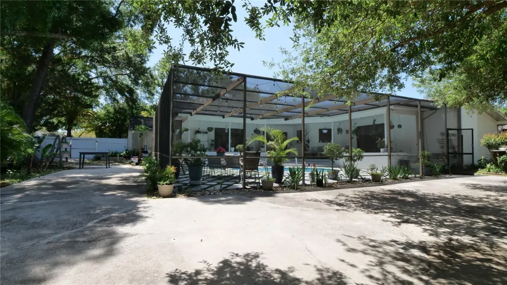 1307 NORMANDY CIRCLE Palm Harbor, FL 34683