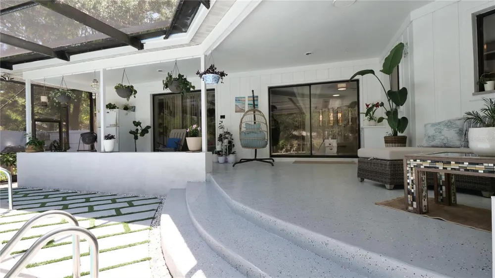 1307 NORMANDY CIRCLE Palm Harbor, FL 34683
