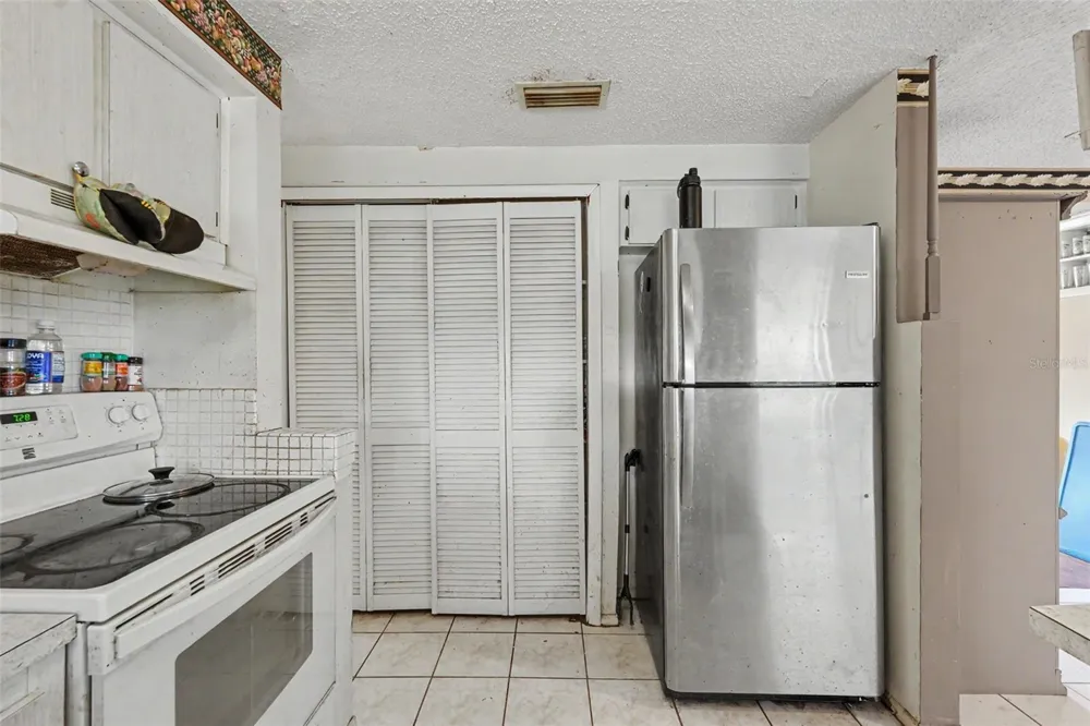 3317 BAINBRIDGE DRIVE Holiday, FL 34691