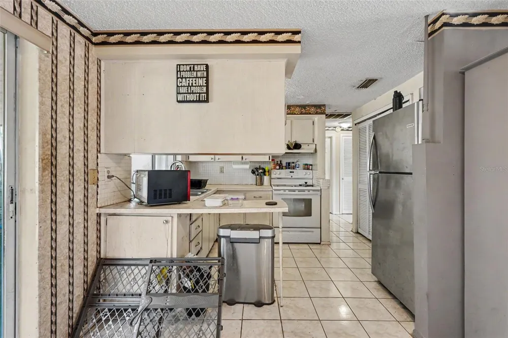 3317 BAINBRIDGE DRIVE Holiday, FL 34691