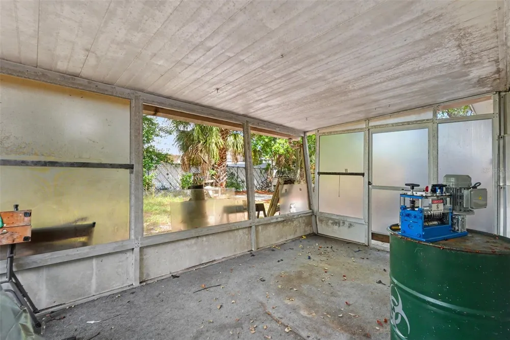 3317 BAINBRIDGE DRIVE Holiday, FL 34691