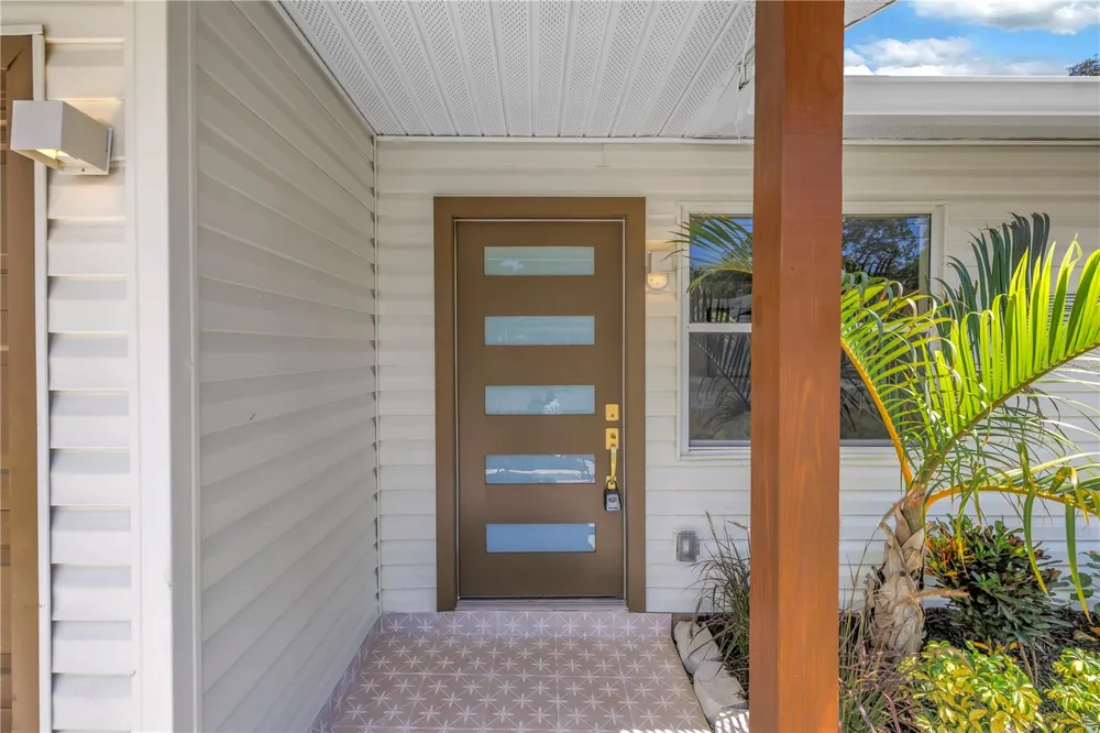 1221 36TH TERRACE St Petersburg, FL 33704