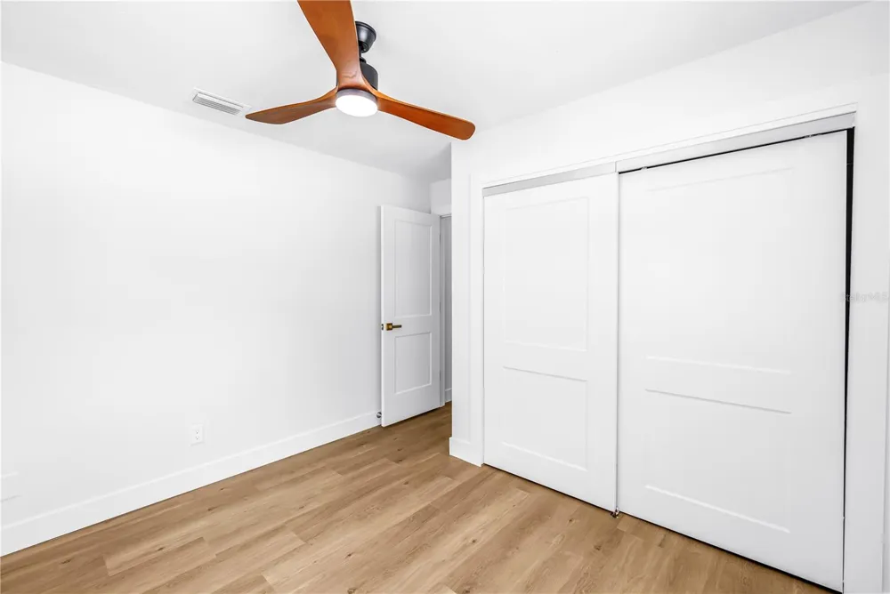 1221 36TH TERRACE St Petersburg, FL 33704