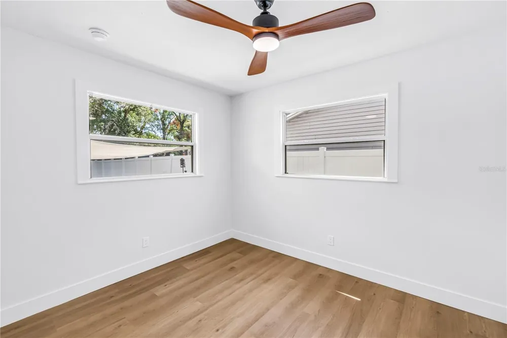 1221 36TH TERRACE St Petersburg, FL 33704