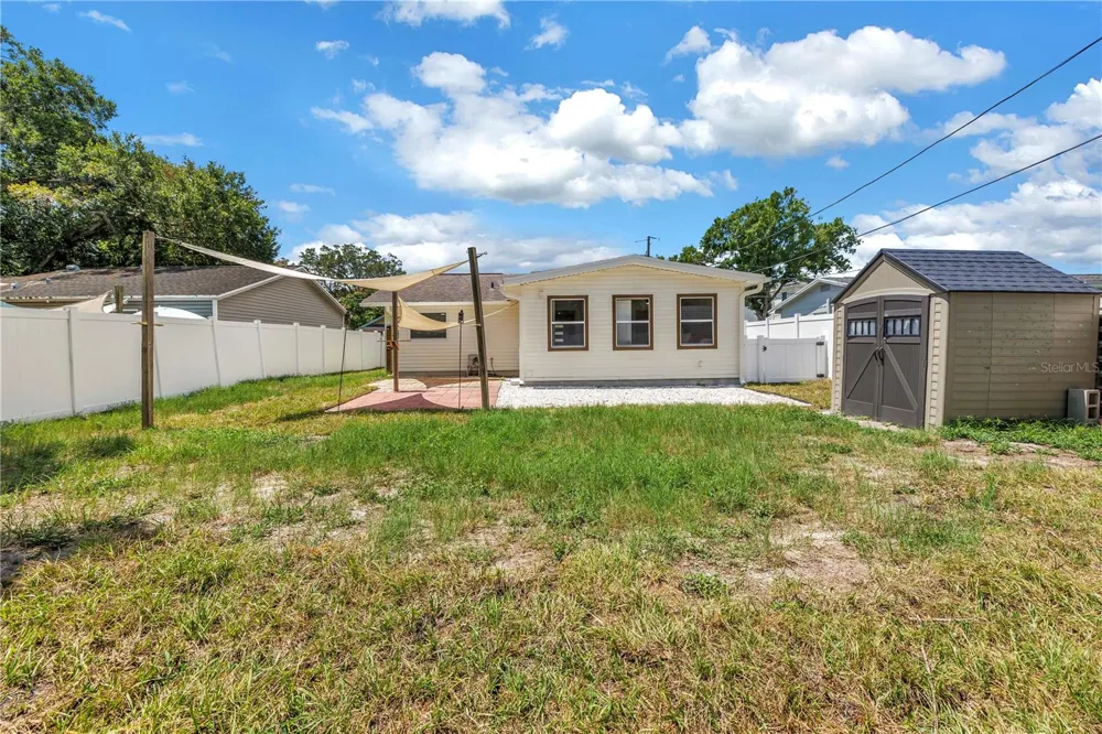 1221 36TH TERRACE St Petersburg, FL 33704