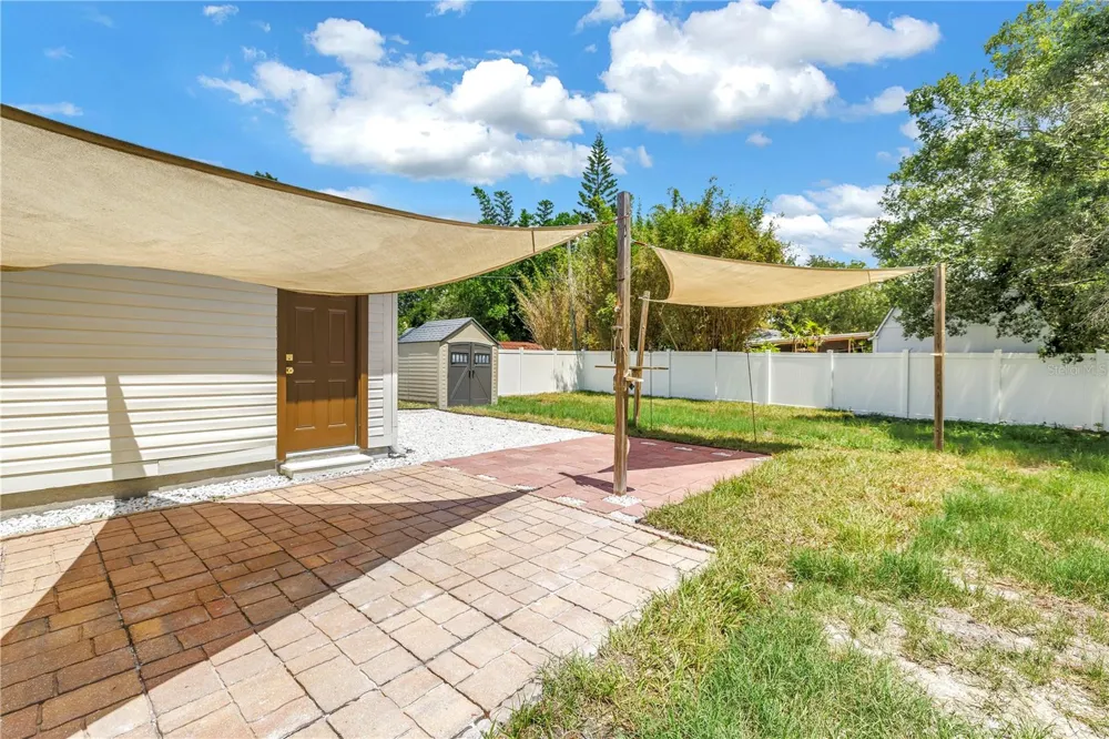 1221 36TH TERRACE St Petersburg, FL 33704