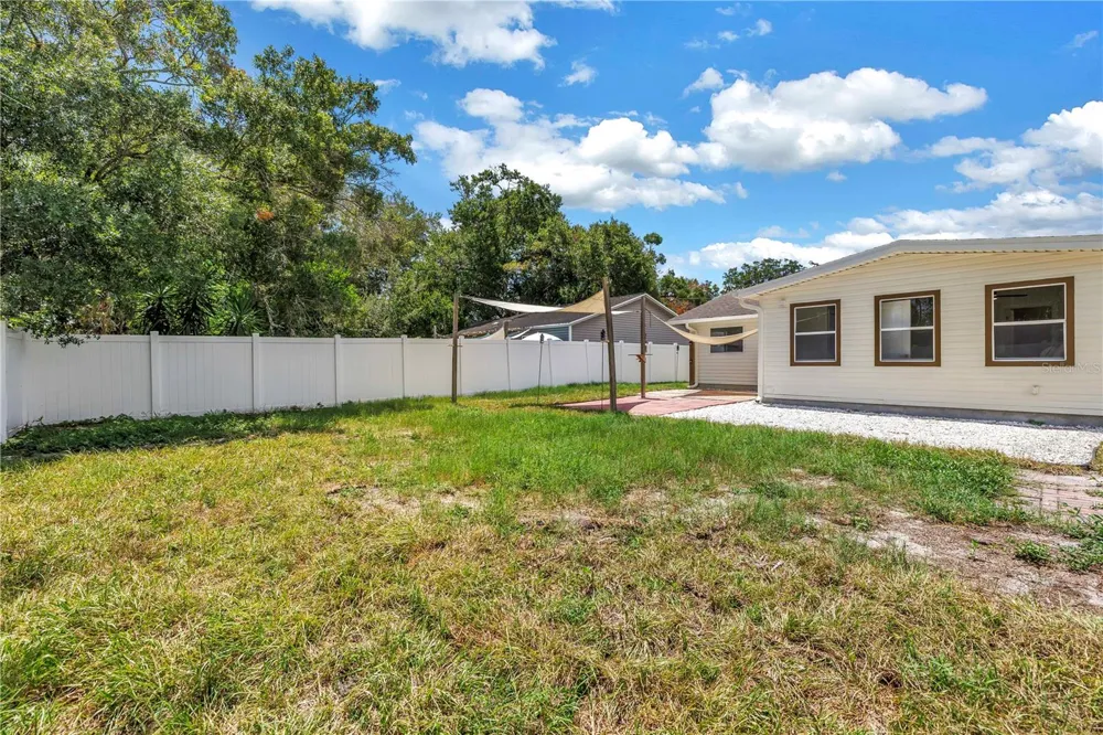 1221 36TH TERRACE St Petersburg, FL 33704