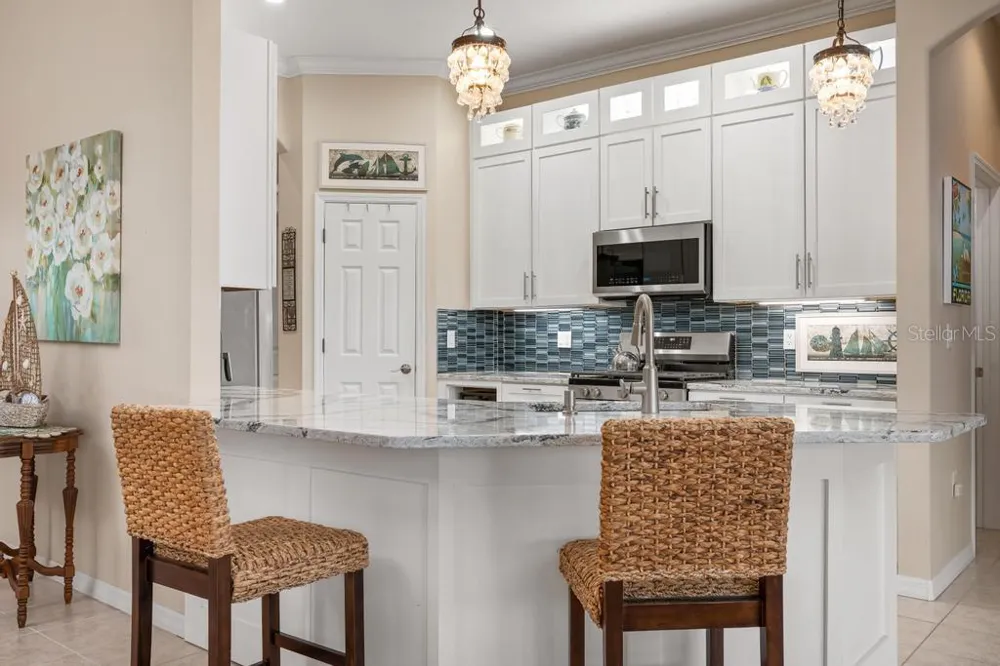 264 DAHLIA COURT Bradenton, FL 34212