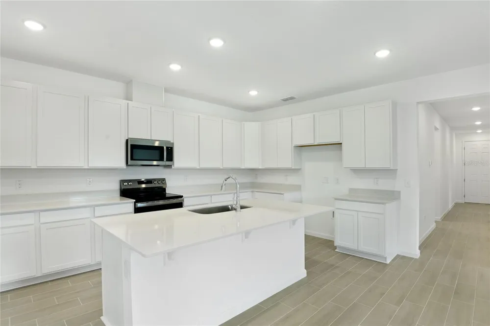 1766 CARNELIAN STREET Deland, FL 32720