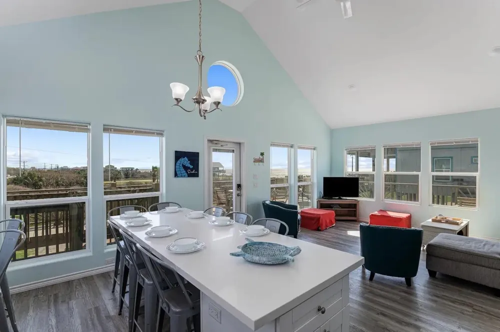 985 Gordon Drive Gilchrist, TX 77617