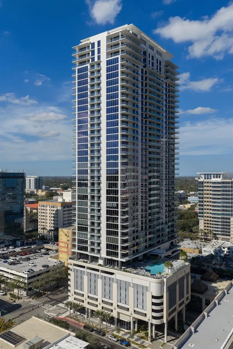 275 1ST AVENUE S #1502 St Petersburg, FL 33701