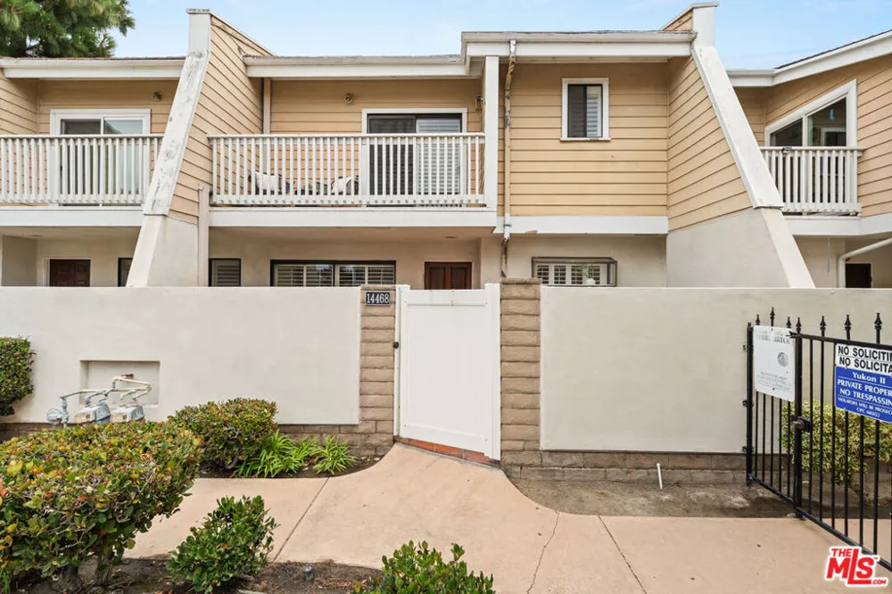14468 Yukon Avenue Hawthorne, CA 90250
