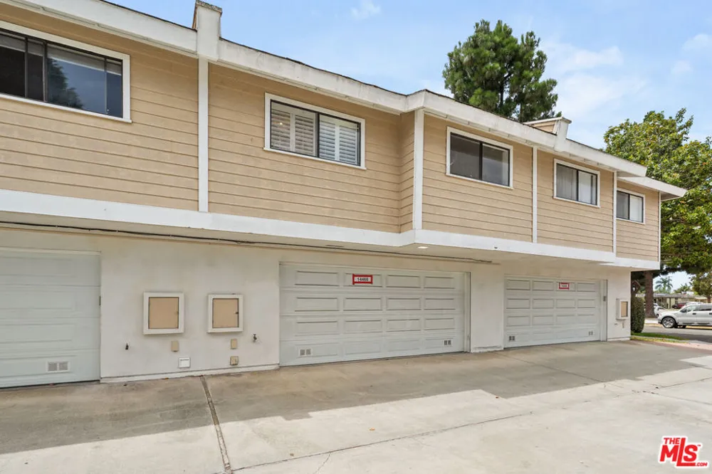 14468 Yukon Avenue Hawthorne, CA 90250