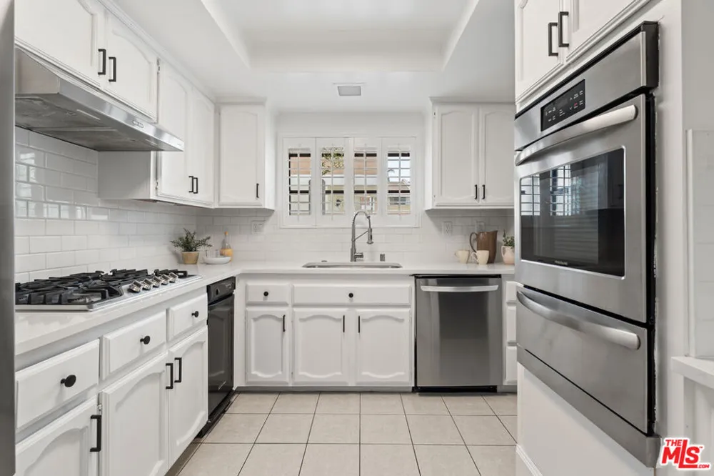14468 Yukon Avenue Hawthorne, CA 90250