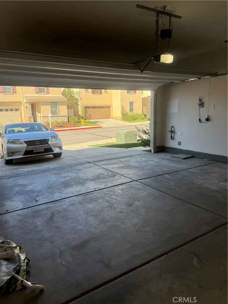 467 Pinewood Rialto, CA 92376