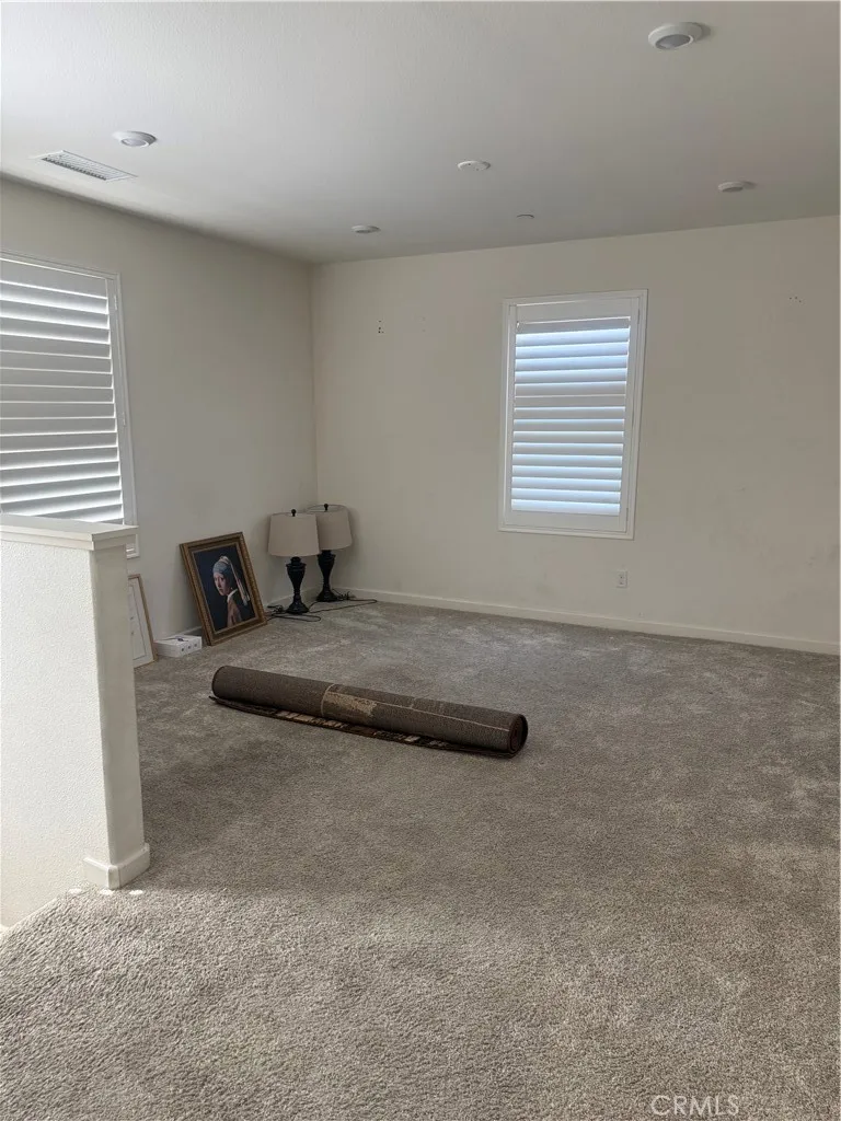 467 Pinewood Rialto, CA 92376