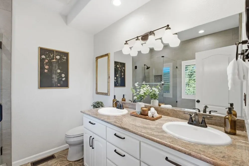 21546 Alma Court Los Gatos, CA 95033
