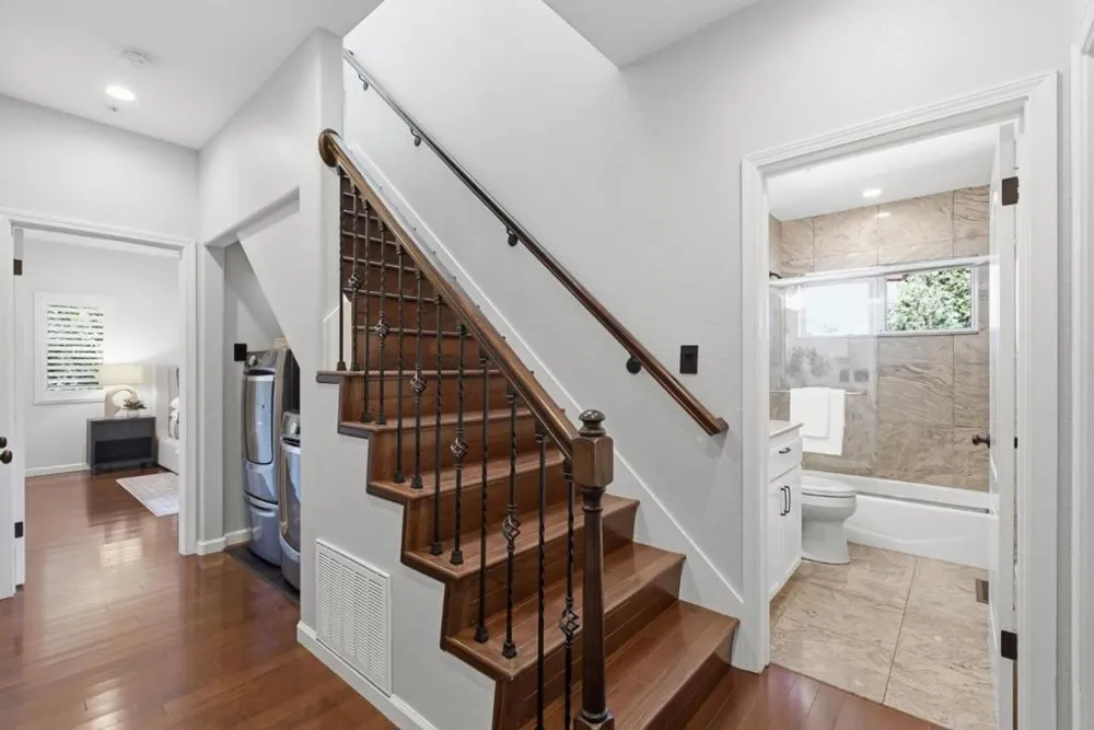 21546 Alma Court Los Gatos, CA 95033