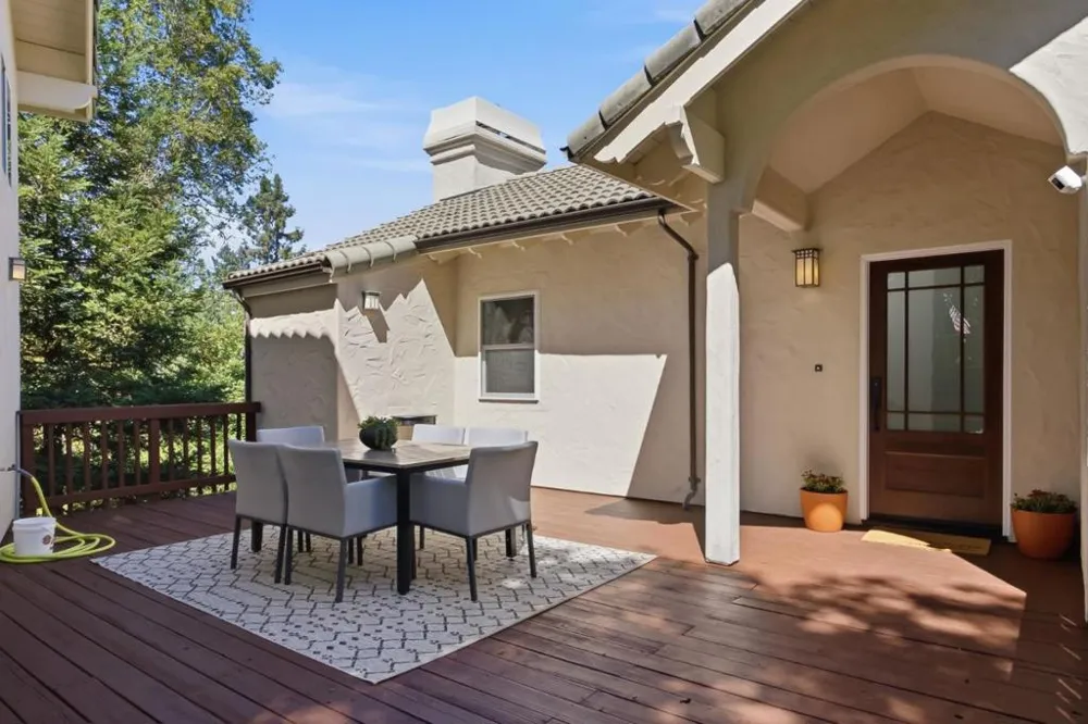 21546 Alma Court Los Gatos, CA 95033