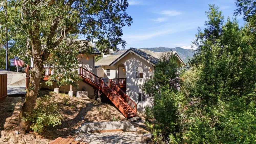 21546 Alma Court Los Gatos, CA 95033