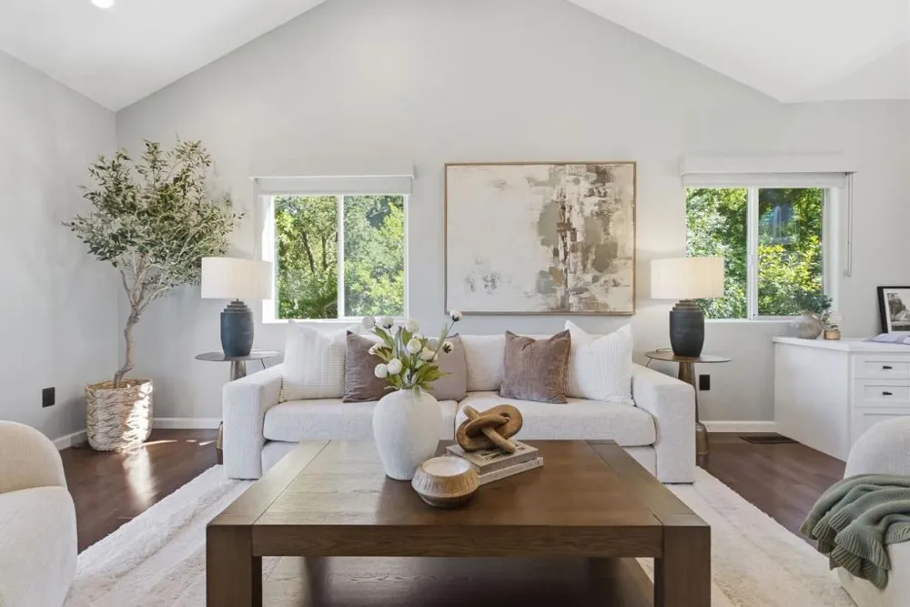 21546 Alma Court Los Gatos, CA 95033