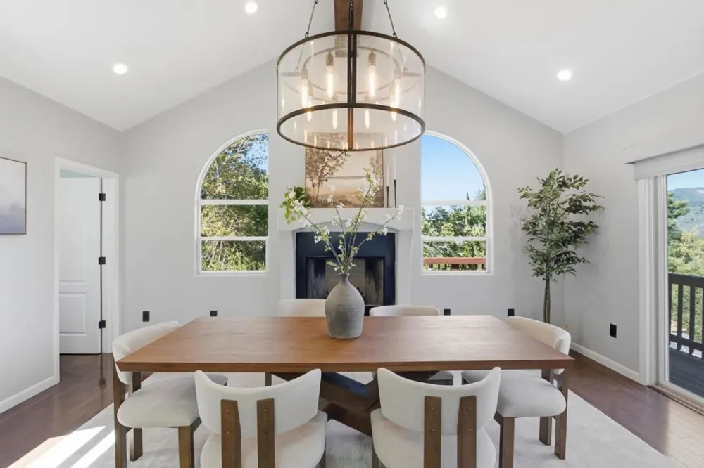 21546 Alma Court Los Gatos, CA 95033
